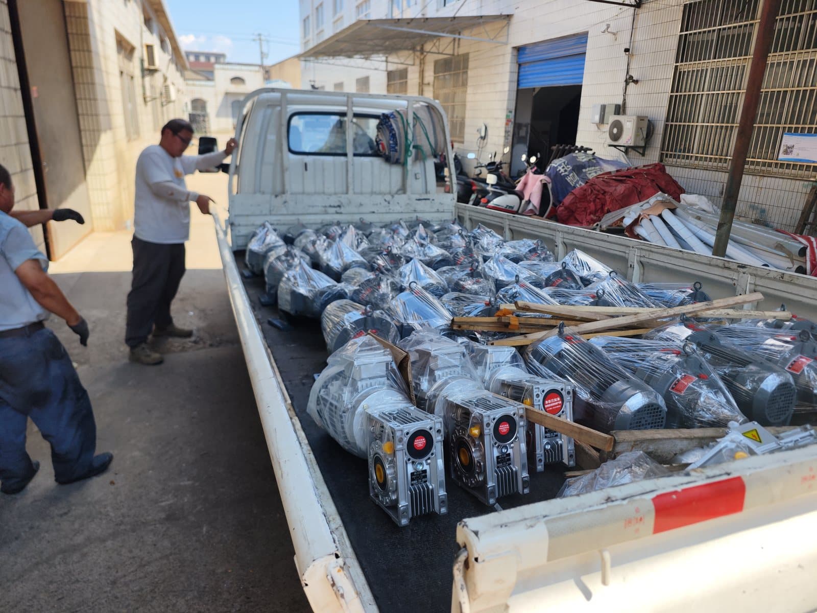 Packing and shipment — factory photo